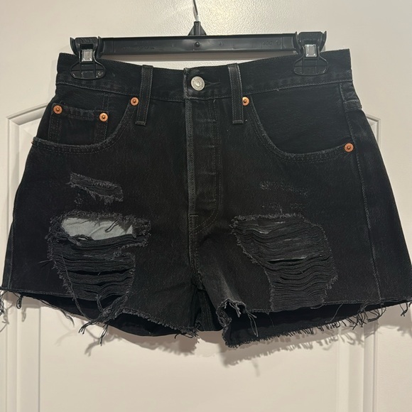 Levi’s 501® ORIGINAL FIT HIGH RISE WOMEN'S SHORTS size 25 distressed black - Picture 4 of 7